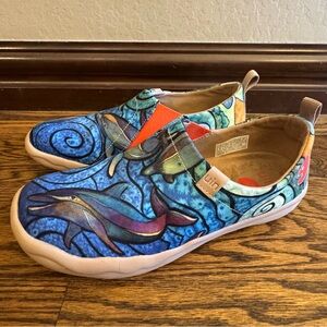 Like New UIN Toledo Sneaker Dolphin Slip On Shoes Art Painted Porpoise Print 8